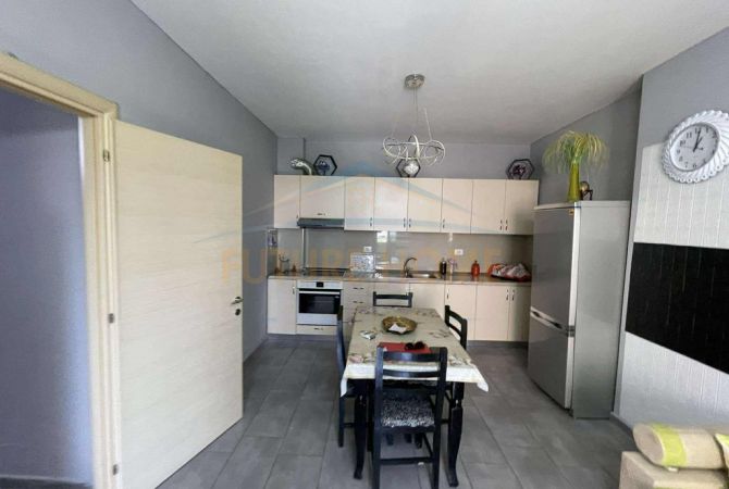 Shtepi me qera Apartament ne Tirane, 1+1, Mobilimi E mobiluar, Pagesa 430  Euro.