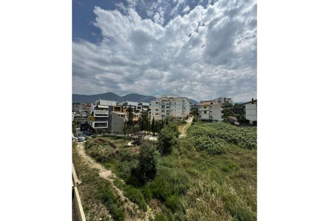 Shtepi me qera Apartament ne Tirane, 1+1, Mobilimi E mobiluar, Pagesa 420  Euro.