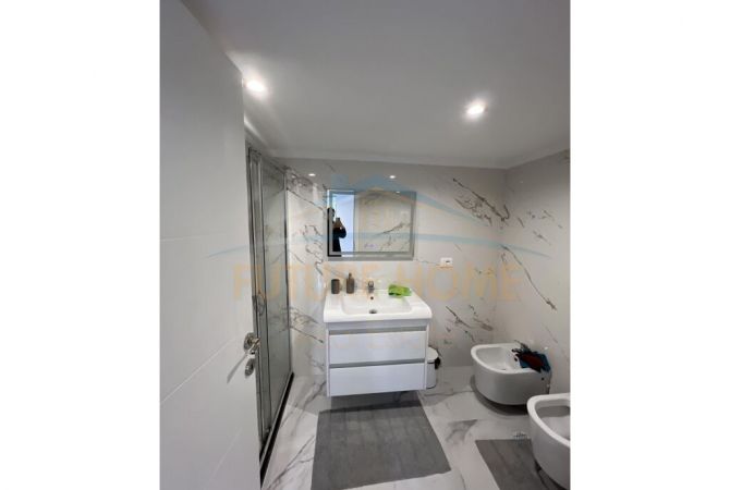 Shtepi me qera 1+1 ne Tirane - 750 Euro