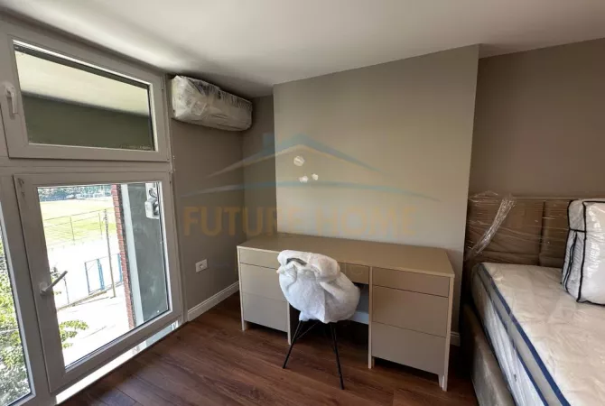 Shtepi ne shitje Duplex(shtepi me 2 kate) ne Tirane, 2+1, Mobilimi E mobiluar, Pagesa 160,000  Euro.