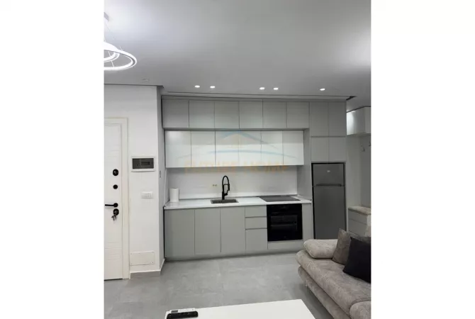 Shtepi me qera 2+1 ne Tirane - 500 Euro