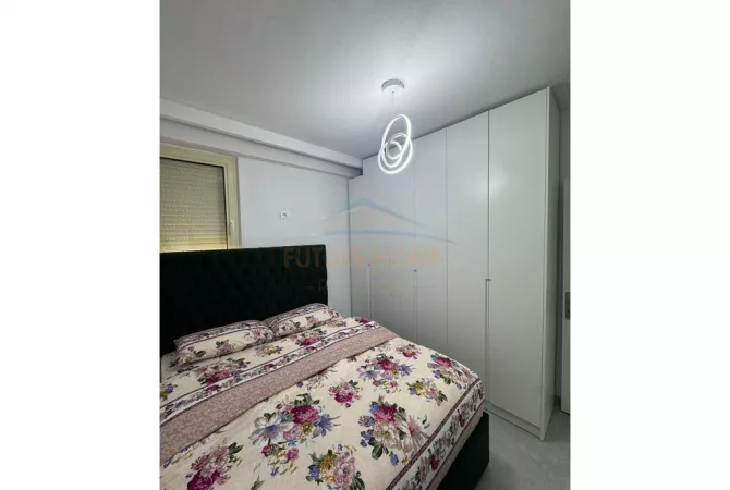 Shtepi me qera Apartament ne Tirane, 2+1, Mobilimi E mobiluar, Pagesa 500  Euro.