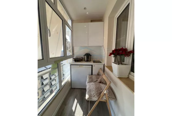 Shtepi ne shitje Apartament ne Tirane, 1+1, Mobilimi E mobiluar, Pagesa 123,000  Euro.