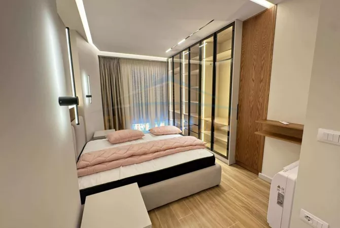 Shtepi me qera Apartament ne Tirane, 1+1, Mobilimi E mobiluar, Pagesa 650  Euro.