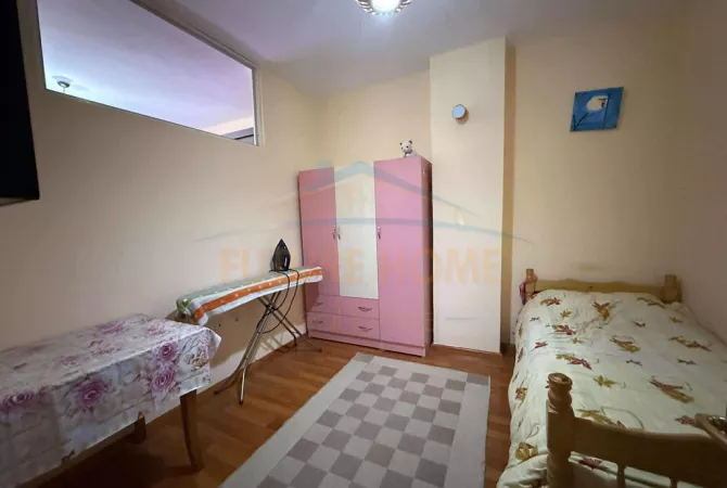 Shtepi me qera 2+1 ne Tirane - 450 Euro