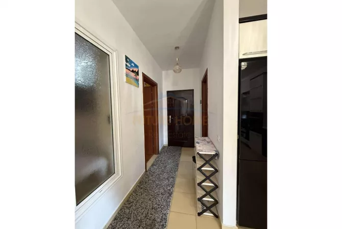 Shtepi me qera Apartament ne Tirane, 2+1, Mobilimi E mobiluar, Pagesa 450  Euro.