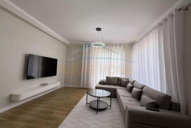 Shtepi ne shitje Apartament ne Tirane, 2+1, Mobilimi E mobiluar, Pagesa 1,480,000  Euro.