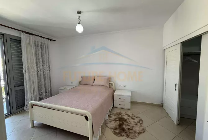 Shtepi me qera 2+1 ne Tirane - 450 Euro