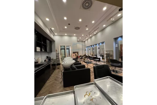 Ambient biznesi me qera 1+1 ne Tirane - 3,500 Euro