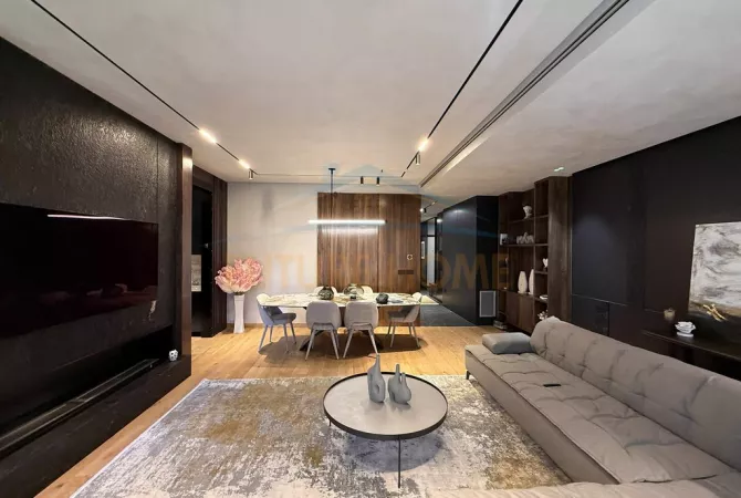 Shtepi me qera 3+1 ne Tirane - 2,500 Euro