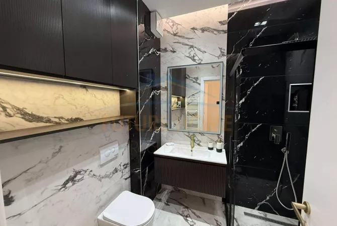 Shtepi me qera 2+1 ne Tirane - 1,000 Euro