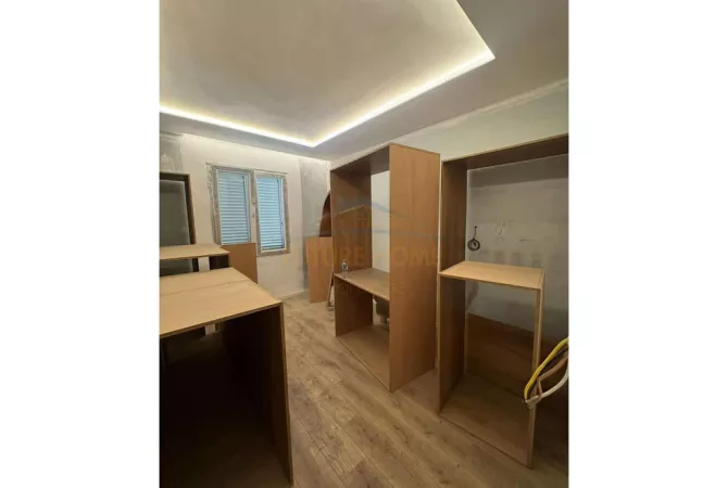 Shtepi ne shitje 3+1 ne Tirane - 320,000 Euro