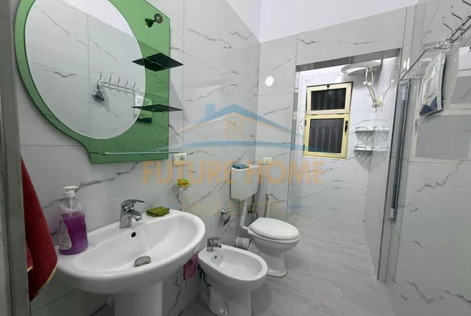 Ambient biznesi ne shitje 1+1 ne Tirane - 160,000 Euro