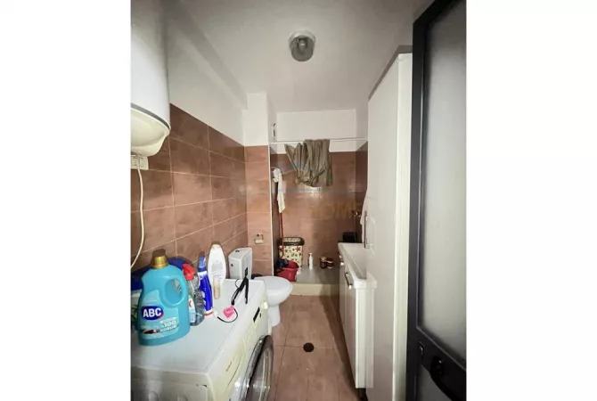 Shtepi me qera Apartament ne Tirane, 2+1, Mobilimi E mobiluar, Pagesa 450  Euro.