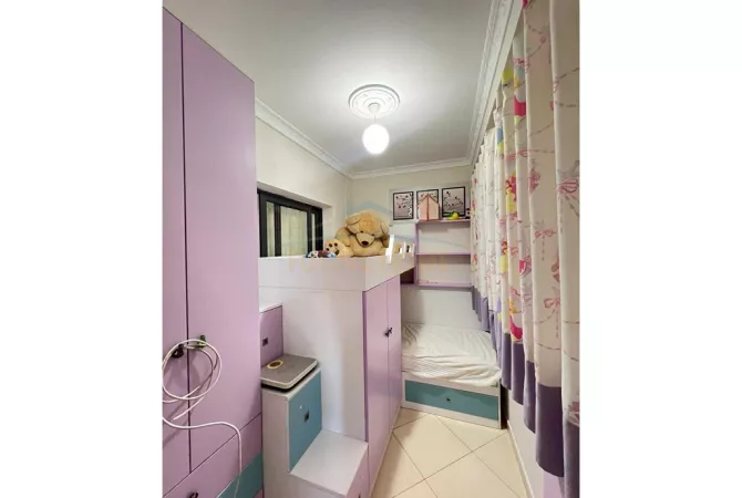 Shtepi me qera Apartament ne Tirane, 2+1, Mobilimi E mobiluar, Pagesa 450  Euro.