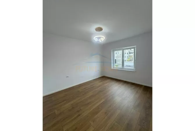 Shtepi ne shitje 1+1 ne Tirane - 104,000 Euro