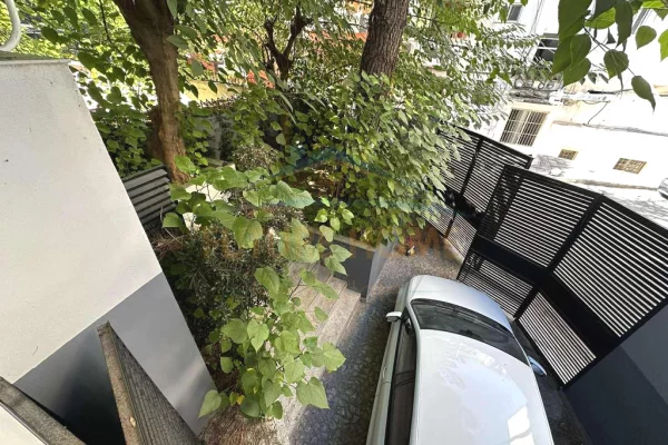 Shtepi me qera Apartament ne Tirane, 1+1, Mobilimi Bosh, pa mobiluar, Pagesa 650  Euro.