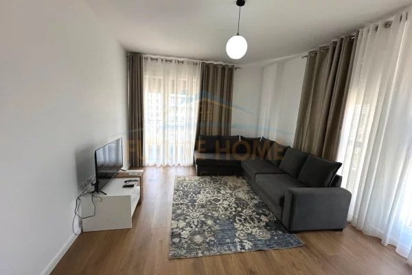Shtepi me qera 2+1 ne Tirane - 700 Euro