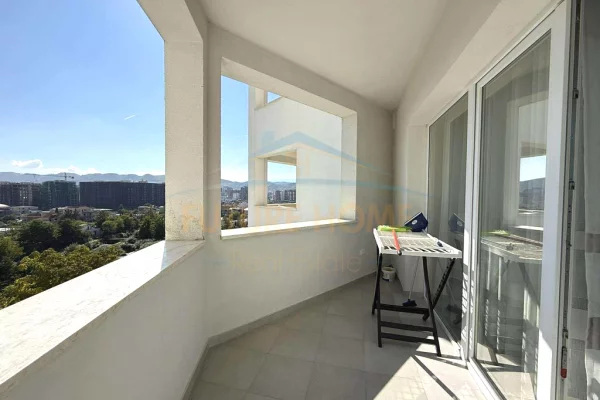 Shtepi me qera 2+1 ne Tirane - 700 Euro