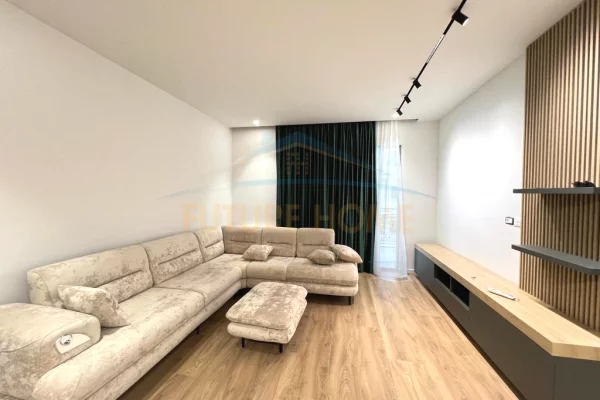 Shtepi ne shitje Apartament ne Tirane, 2+1, Mobilimi E mobiluar, Pagesa 265,000  Euro.