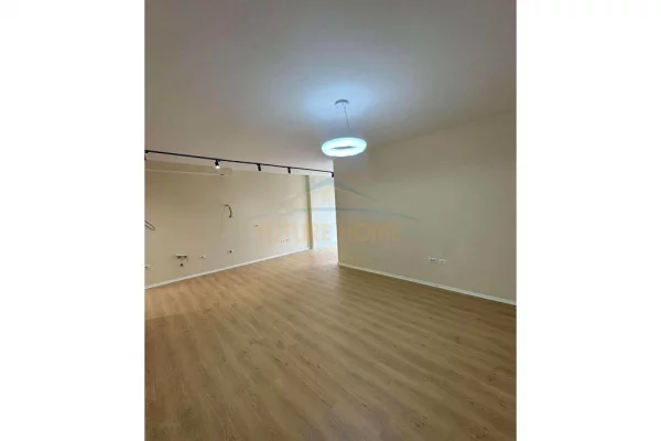 Shtepi me qera 2+1 ne Tirane - 700 Euro
