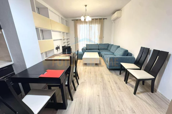Shtepi me qera 2+1 ne Tirane - 550 Euro