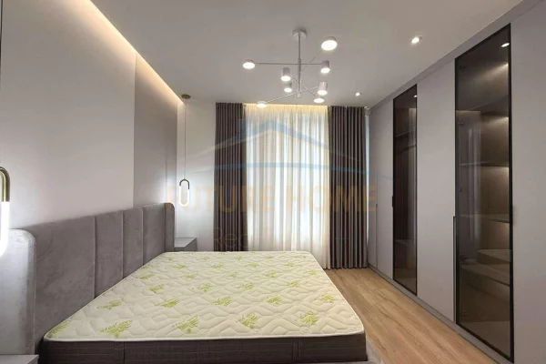 Shtepi me qera Apartament ne Tirane, 2+1, Mobilimi E mobiluar, Pagesa 500  Euro.