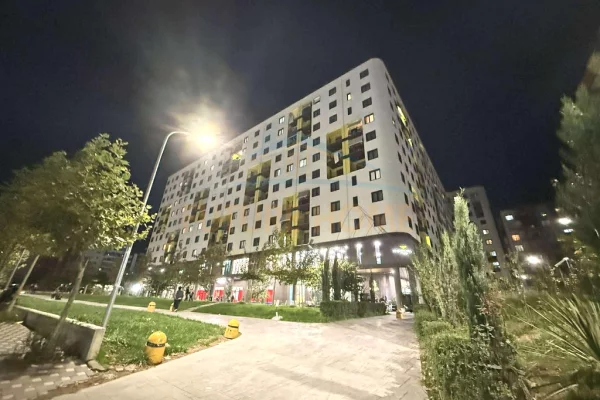 Ambient biznesi ne shitje 1+1 ne Tirane - 6,500,000 Leke