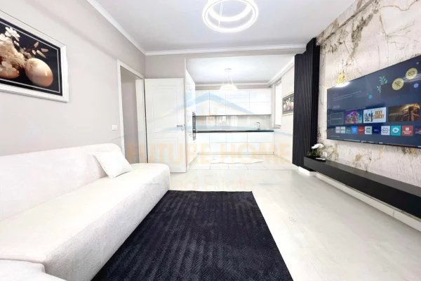 Shtepi ne shitje 2+1 ne Tirane - 155,000 Euro