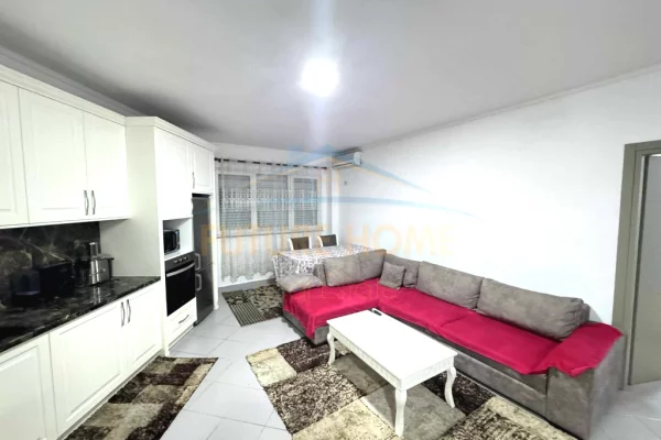 Shtepi me qera 2+1 ne Tirane - 450 Euro