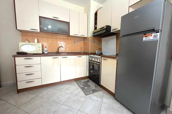 Shtepi me qera Apartament ne Tirane, 1+1, Mobilimi E mobiluar, Pagesa 55,000  Leke.