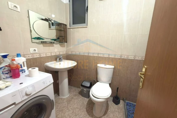 Shtepi me qera 2+1 ne Tirane - 550 Euro