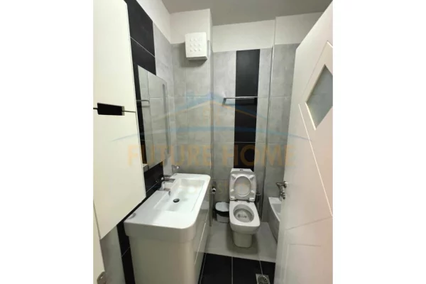 Shtepi me qera 2+1 ne Tirane - 900 Euro