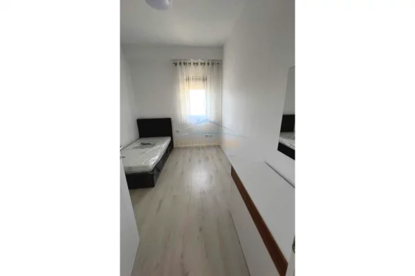 Shtepi me qera 2+1 ne Tirane - 600 Euro