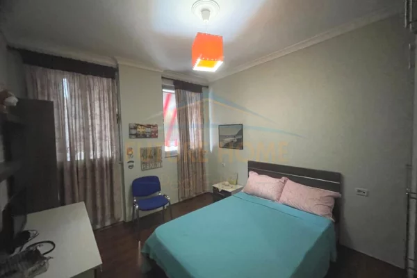 Shtepi me qera 2+1 ne Tirane - 500 Euro