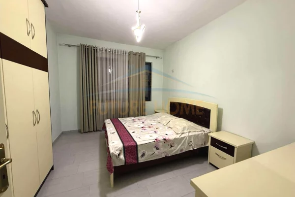 Shtepi me qera 2+1 ne Tirane - 450 Euro