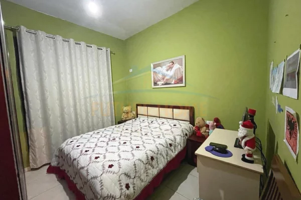 Shtepi ne shitje Apartament ne Tirane, 1+1, Mobilimi E mobiluar, Pagesa 112,000  Euro.