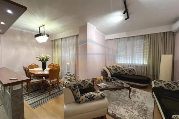 Shtepi me qera Apartament ne Tirane, 2+1, Mobilimi E mobiluar, Pagesa 500  Euro.