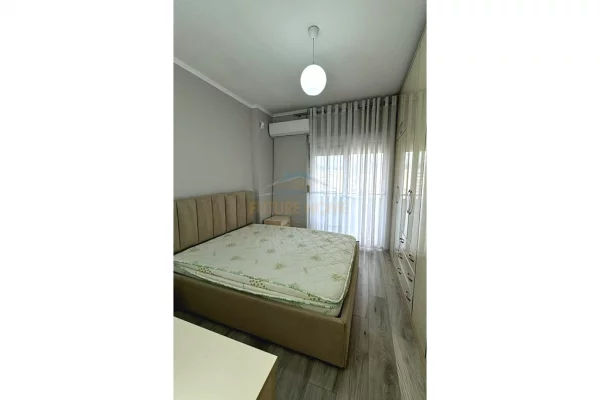 Shtepi me qera 2+1 ne Tirane - 550 Euro