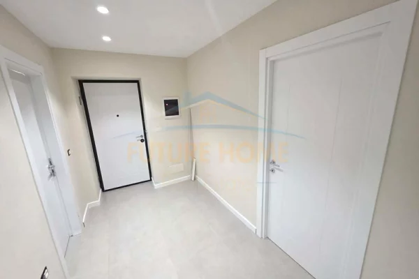 Shtepi ne shitje Apartament ne Tirane, 2+1, Mobilimi Bosh, pa mobiluar, Pagesa 16,500,000  Leke.