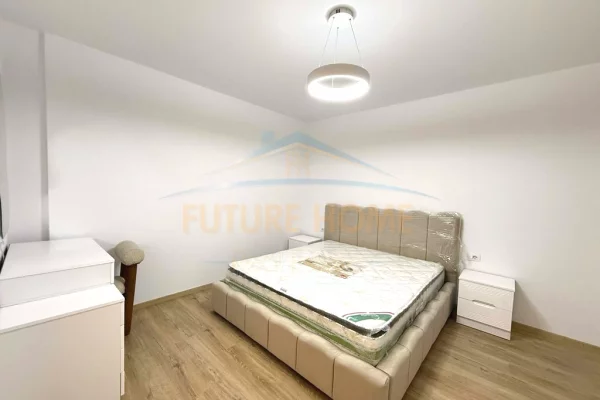 Shtepi me qera Apartament ne Tirane, 2+1, Mobilimi E mobiluar, Pagesa 700  Euro.