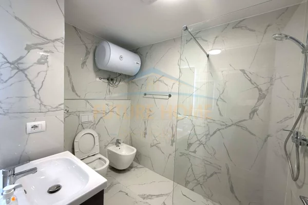 Shtepi me qera Apartament ne Tirane, 2+1, Mobilimi E mobiluar, Pagesa 700  Euro.