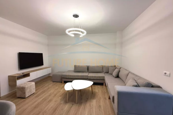 Shtepi me qera Apartament ne Tirane, 2+1, Mobilimi E mobiluar, Pagesa 700  Euro.