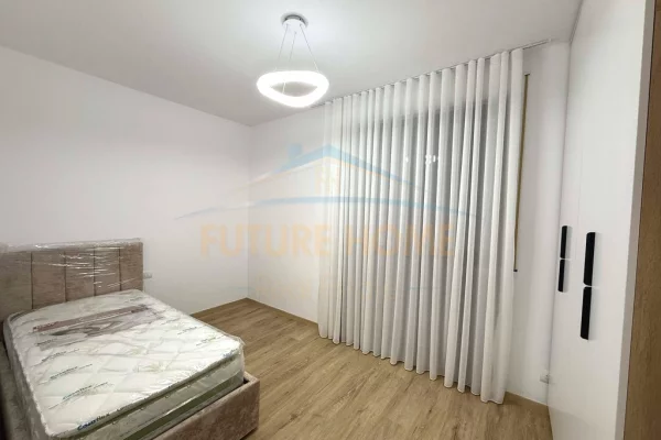 Shtepi me qera Apartament ne Tirane, 2+1, Mobilimi E mobiluar, Pagesa 700  Euro.