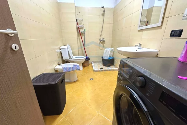 Appartamento in affitto a Tirana 1+1, Arredato