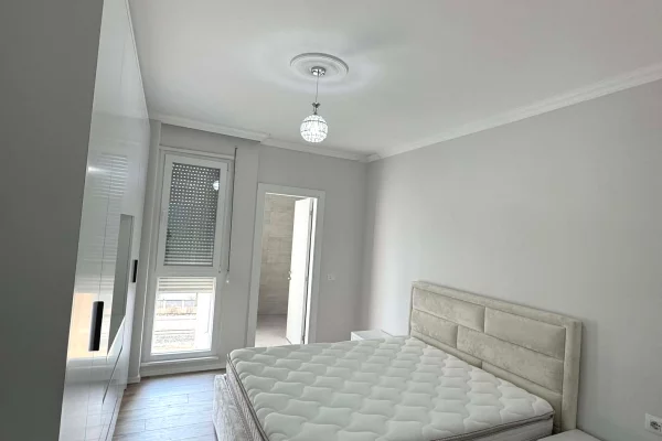 Shtepi me qera Apartament ne Tirane, 2+1, Mobilimi E mobiluar, Pagesa 500  Euro.