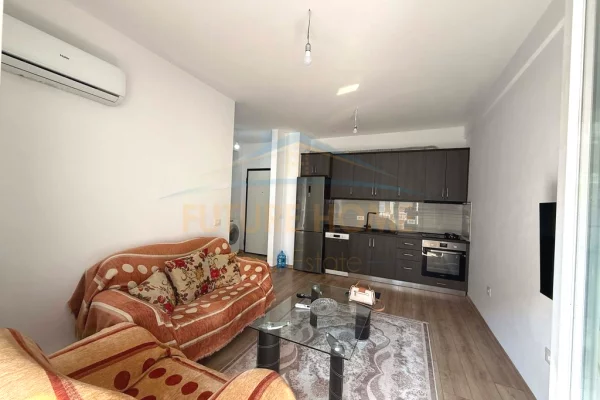 Casa in affitto 1+1 a Tirana - 420 Euro