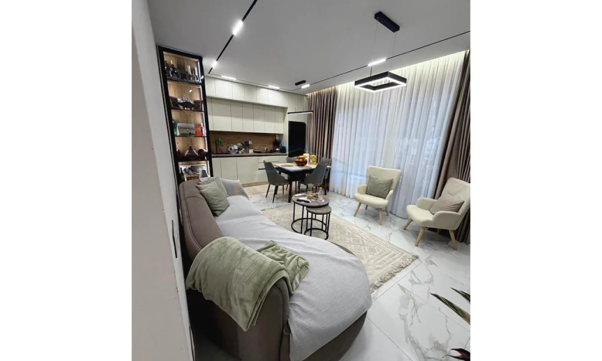 Apartment for sale in Tirana 2+1, Furnished