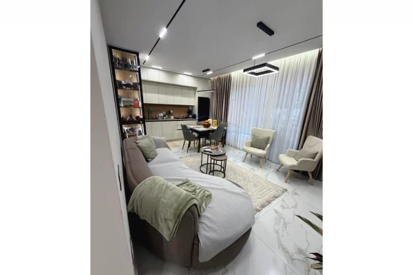 Shitet, Apartament 2+1+2, Yzberisht UNA65156