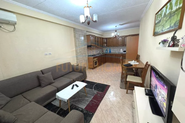 Shitet Apartament 2+1 – Unaza e Re, pranë Bar Univers   UNA65693 